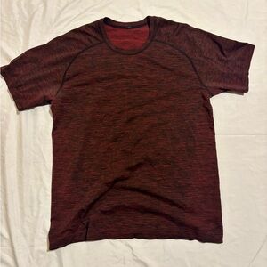 Maroon/black Heathered Men’s License To Train Medium Lululemon Shirt